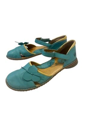 Born 8 leather Mary Jane floral round toe shoes flats 3344